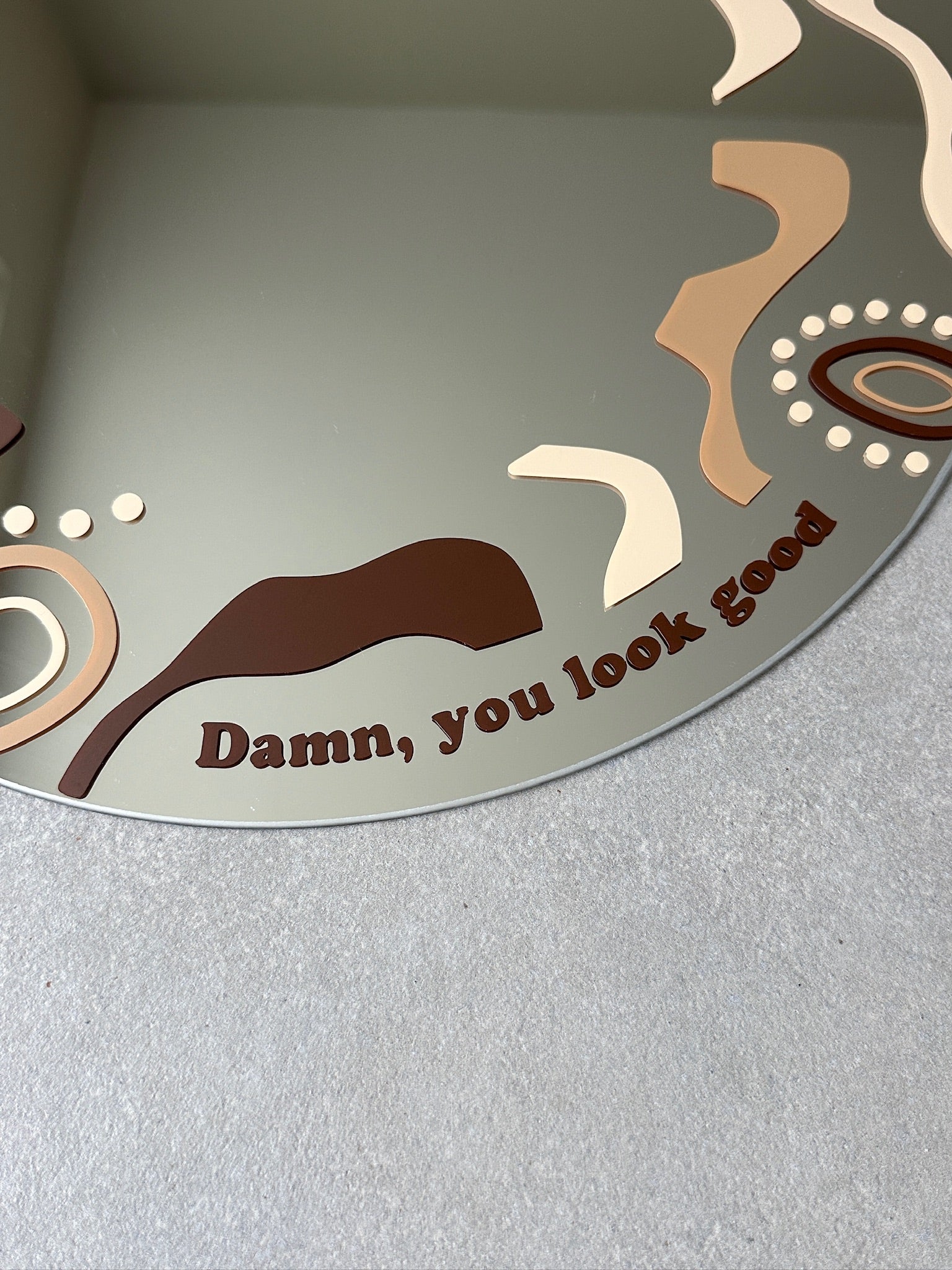 Damn, crazy wave mirror brown