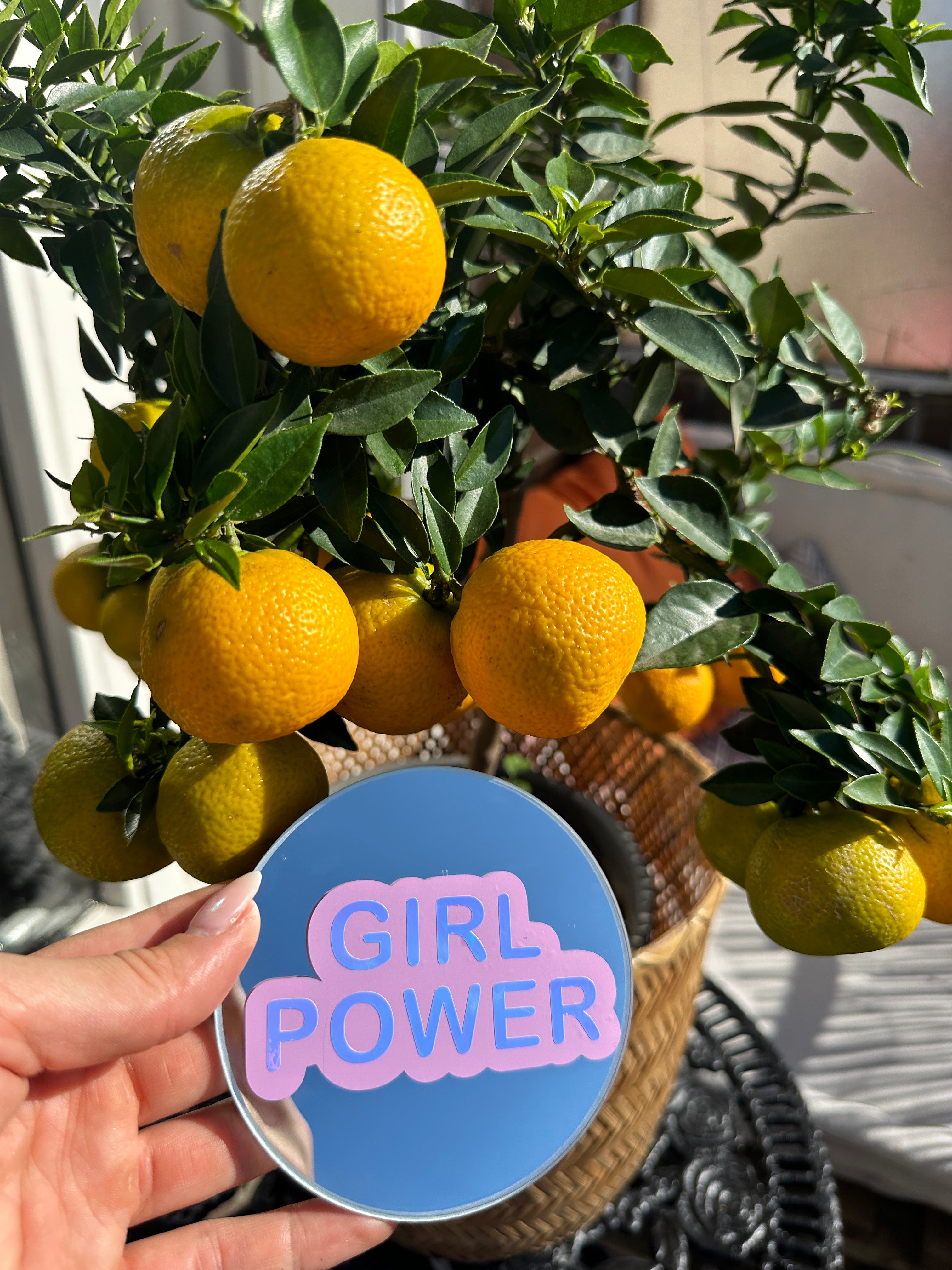 Girlpower lila mirror