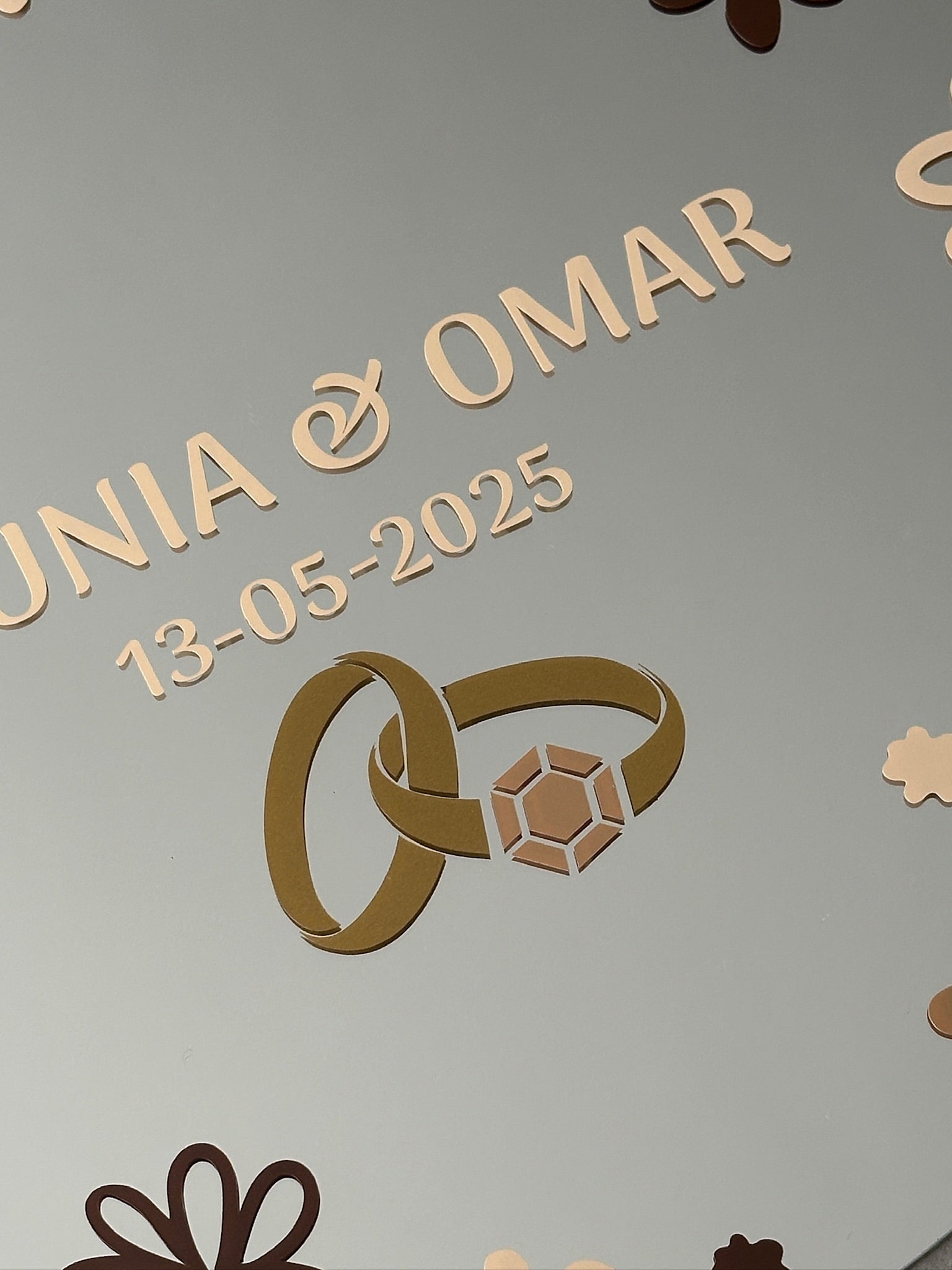 Wedding rings mirror brown tones