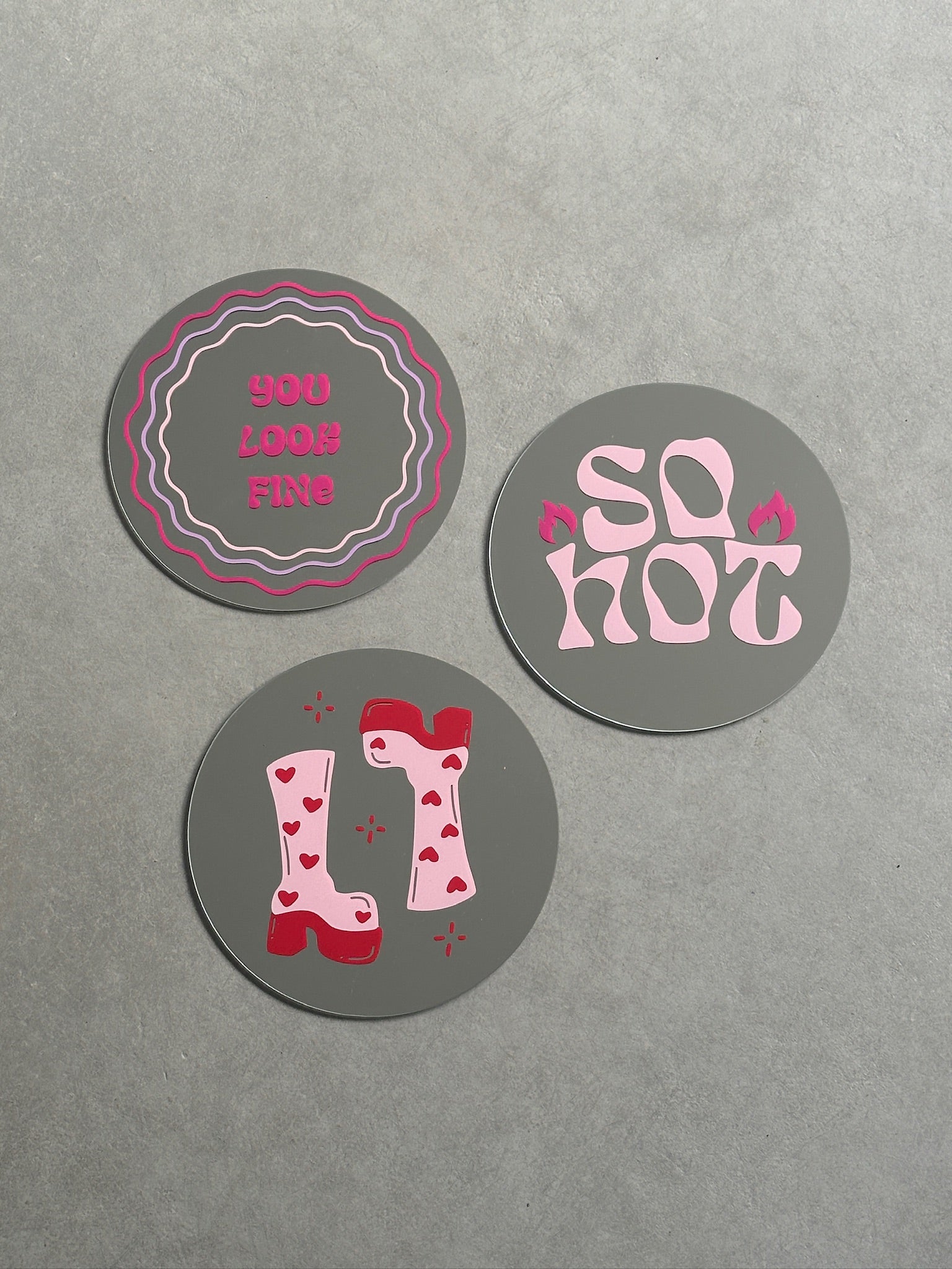Boots of love mirror babypink red