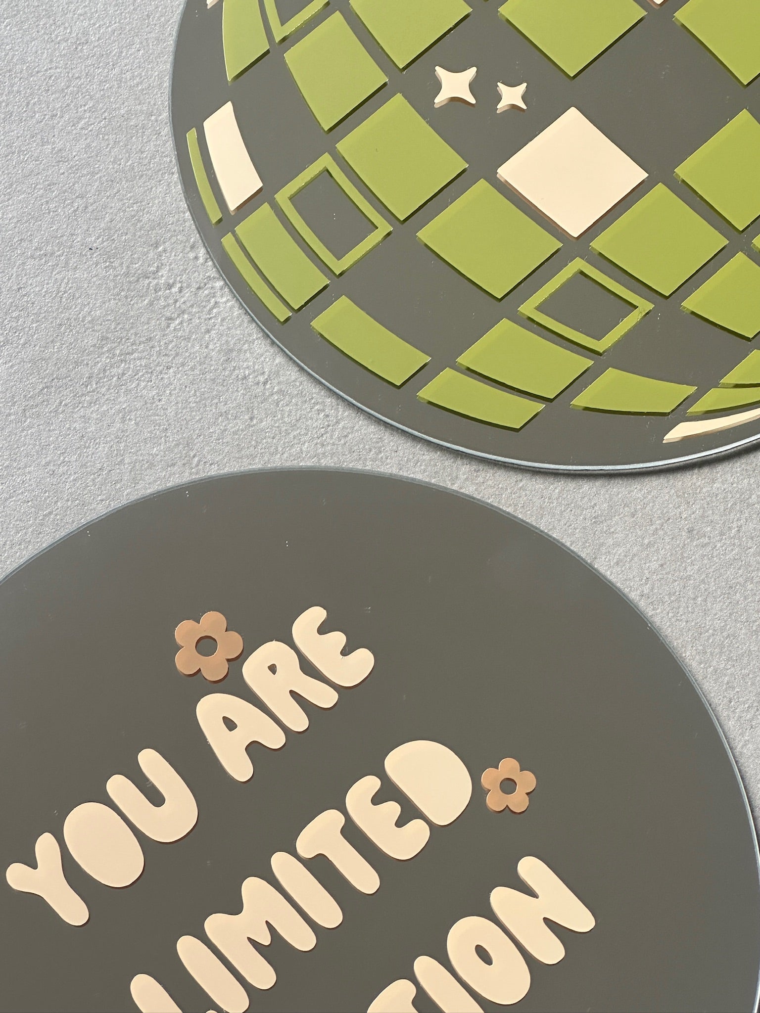 You are limited editon spiegel sand caramel