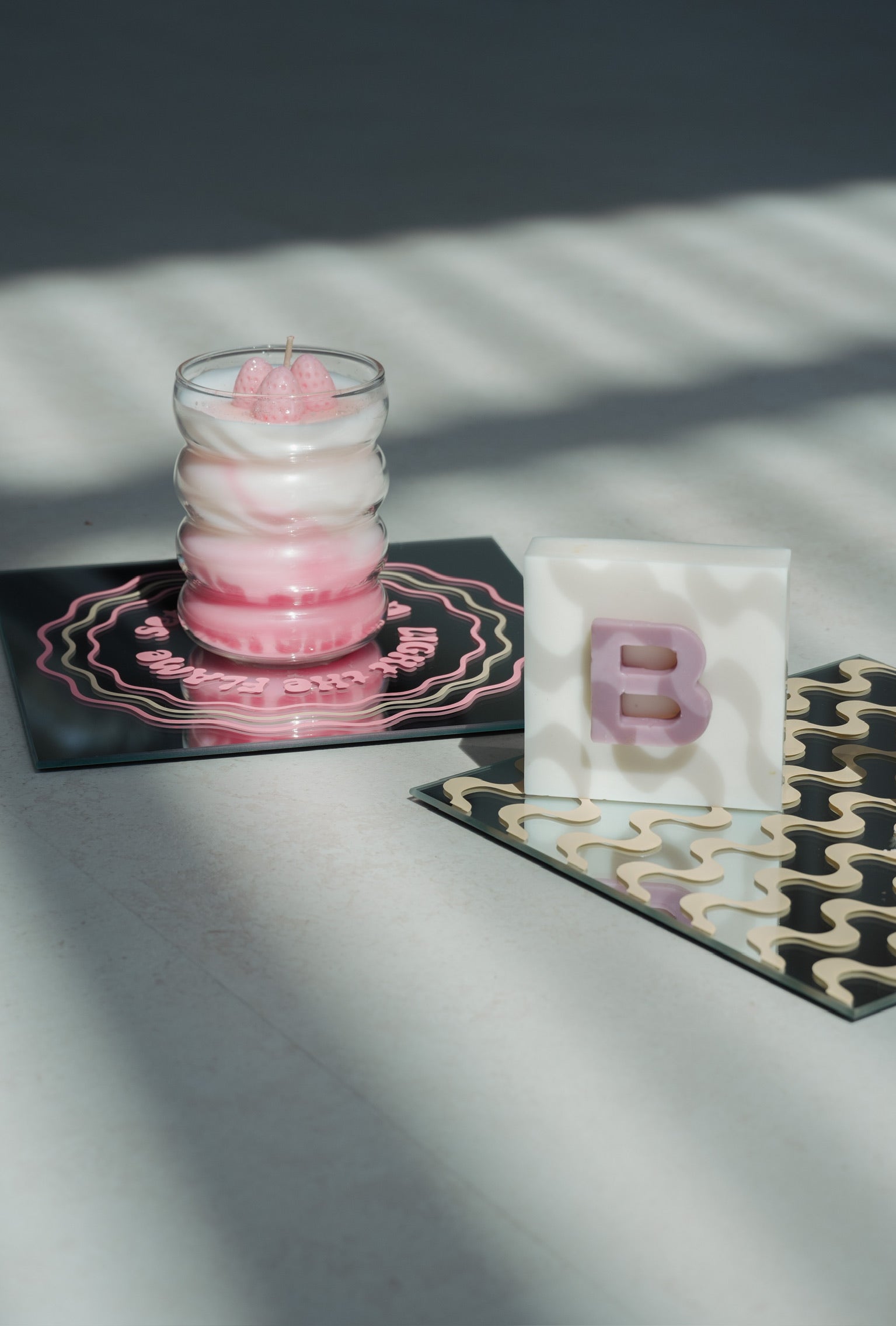 Mirror candle plate 'light the flame'