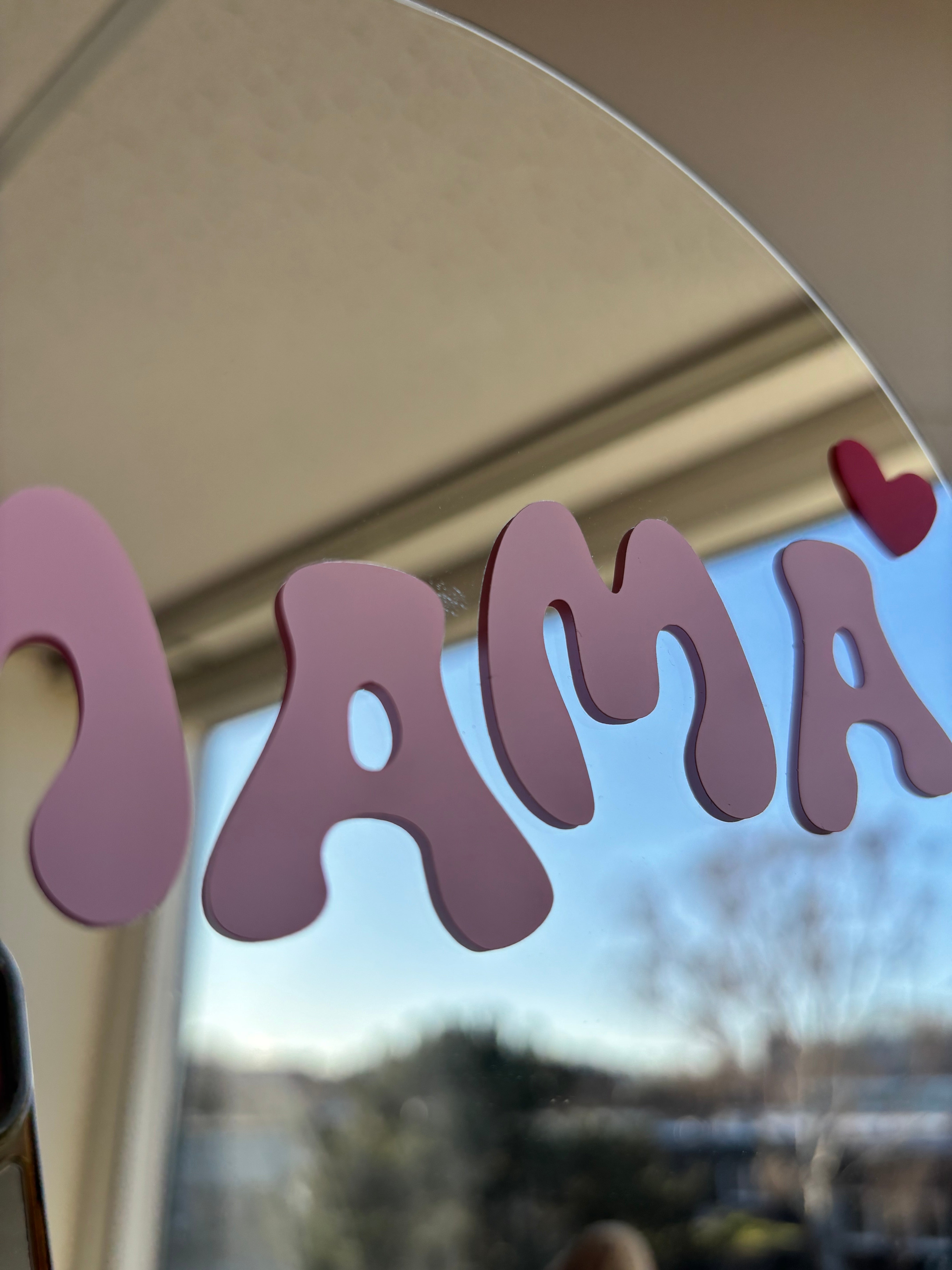 Damaged mama babypink red