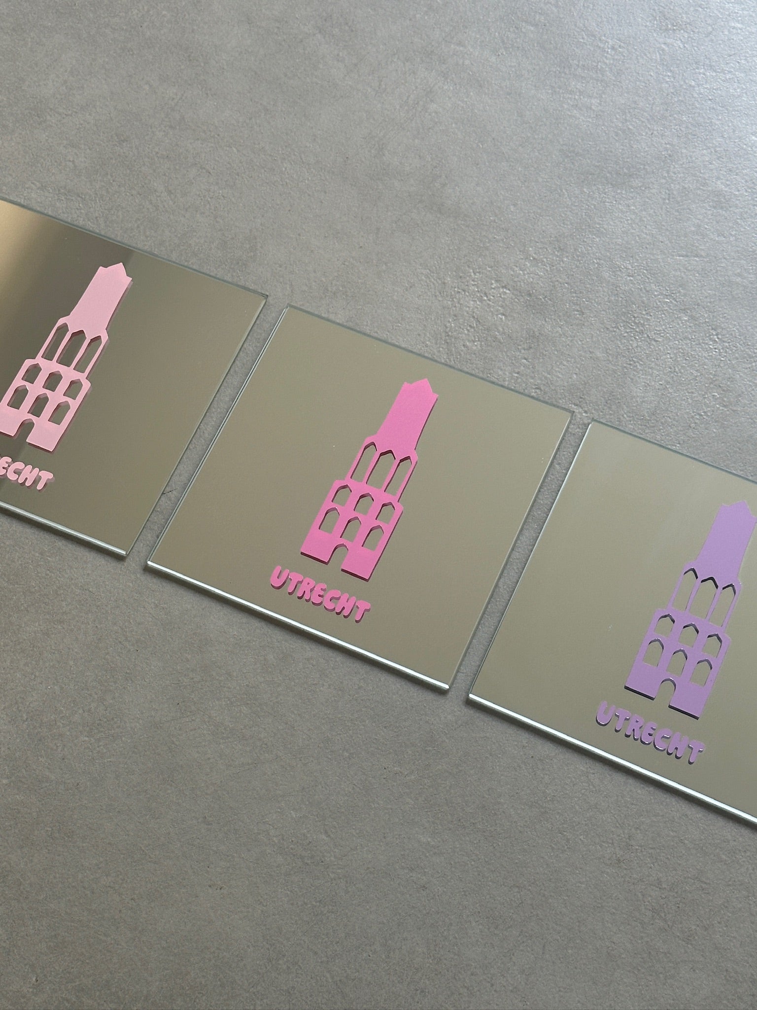 Utrecht mirror babypink
