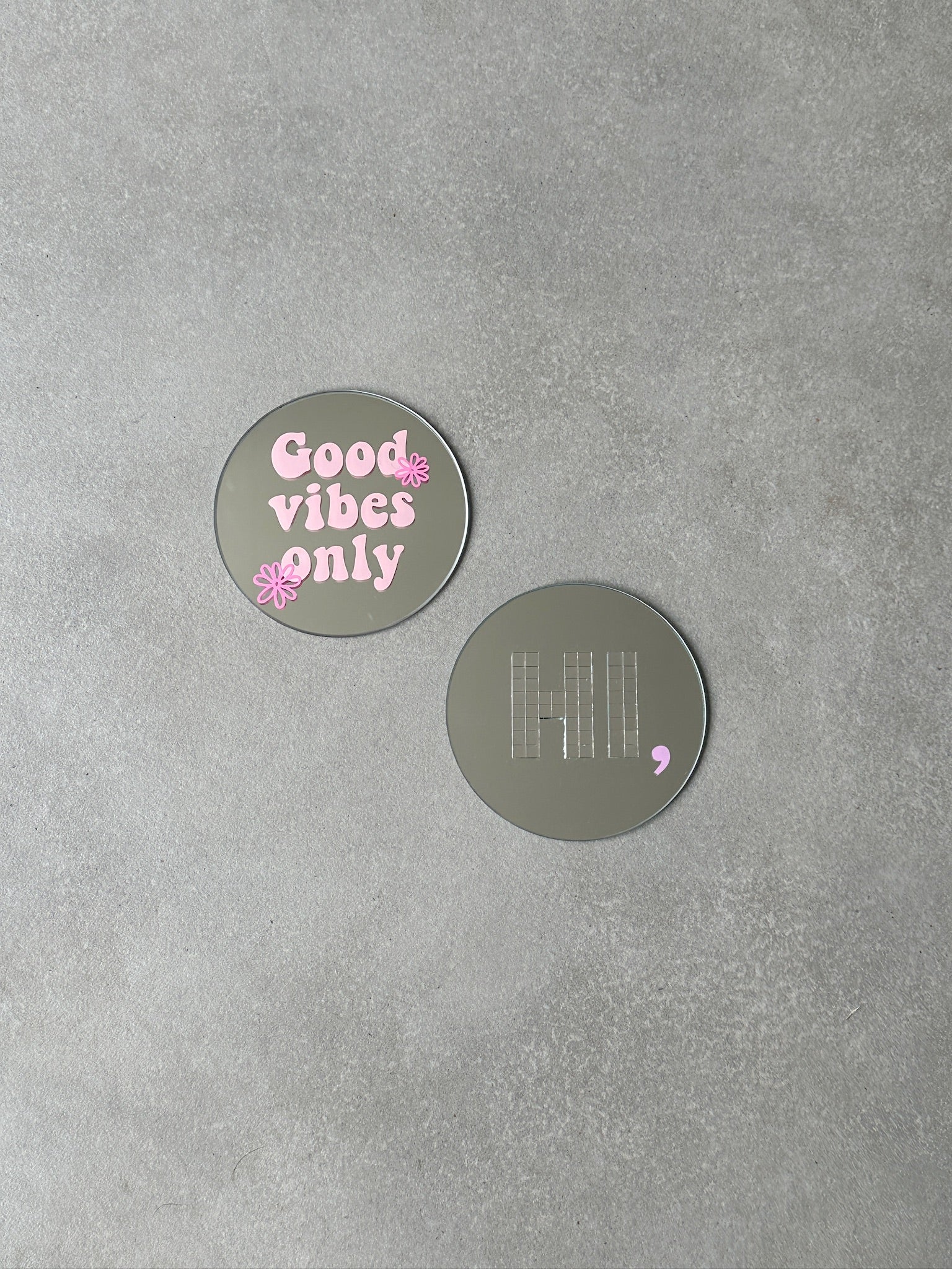 HI, disco mirror lila