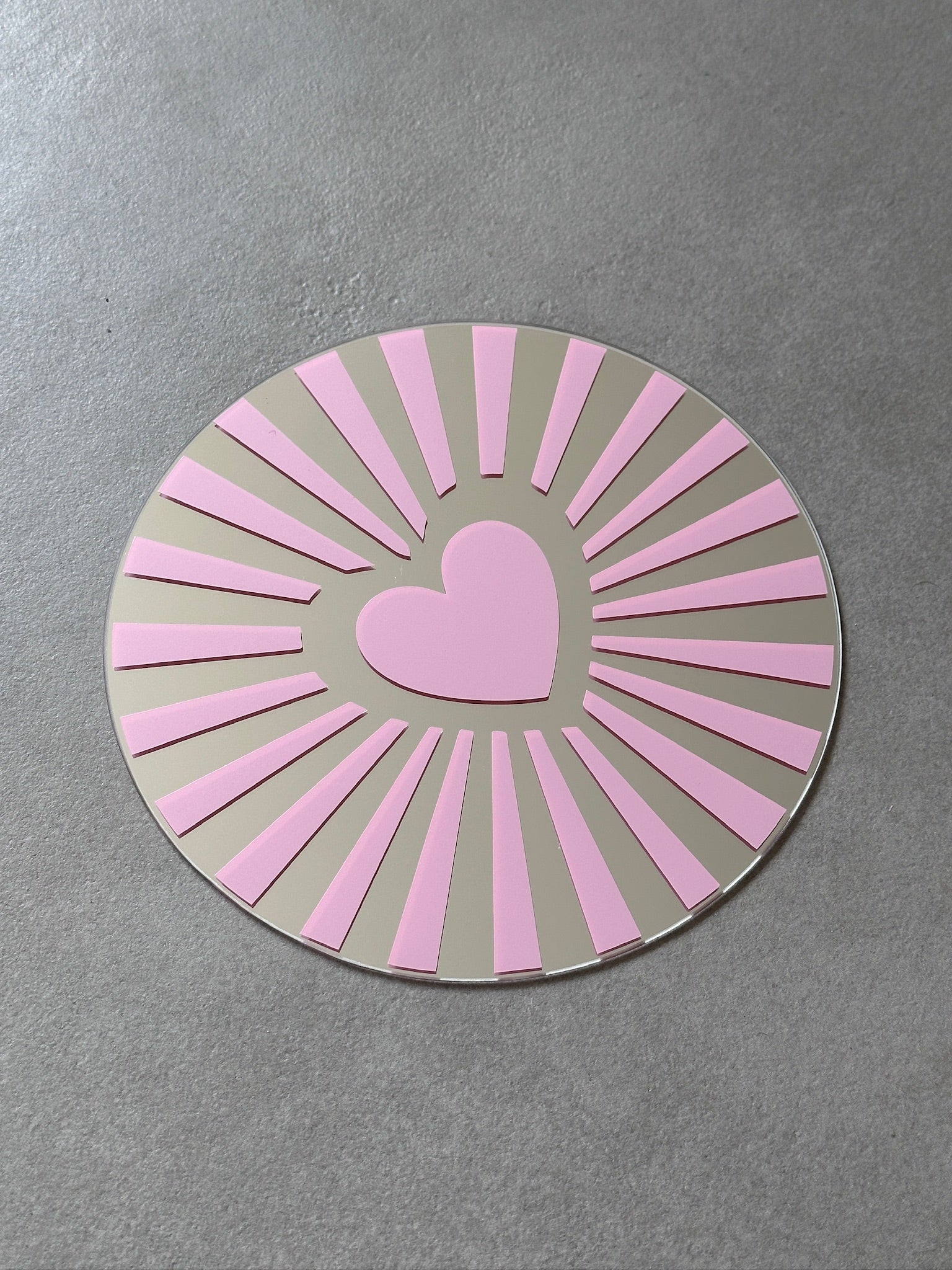 GRATIS SPIEGEL - Sunbeams heart