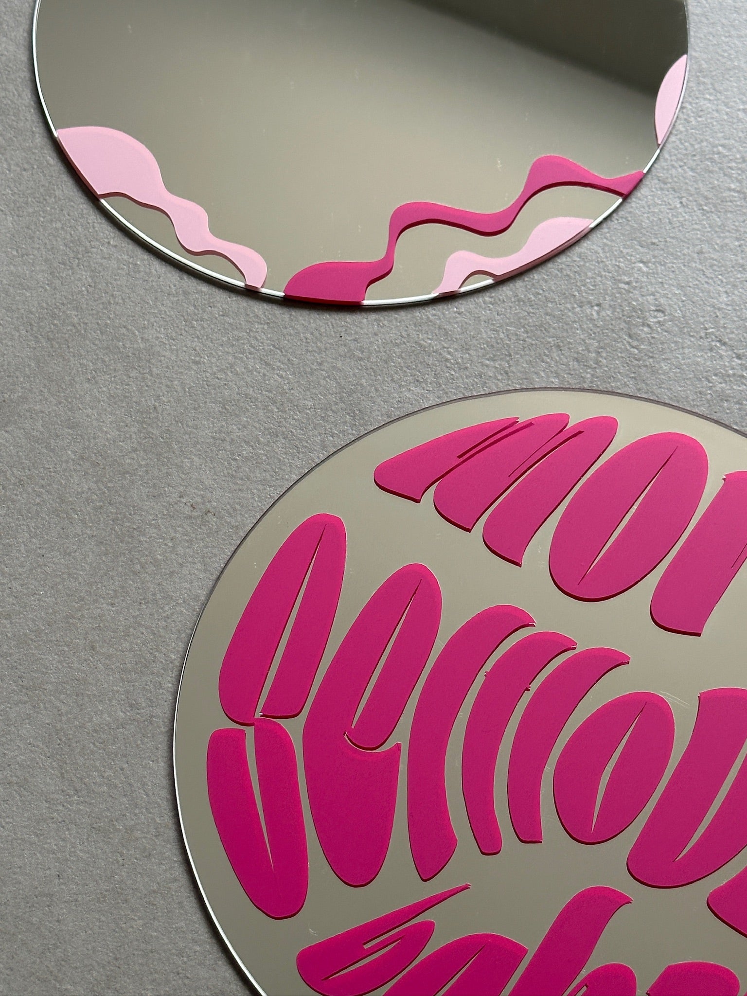Mixed wave mirror fucsia babypink