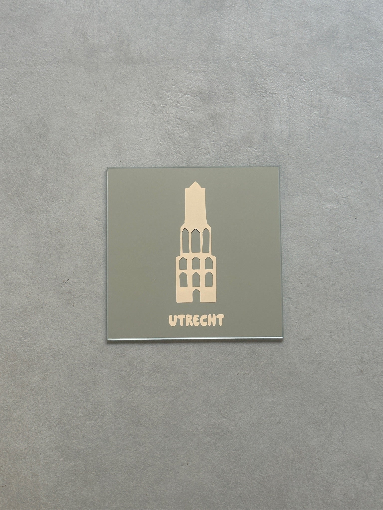 Utrecht mirror beige
