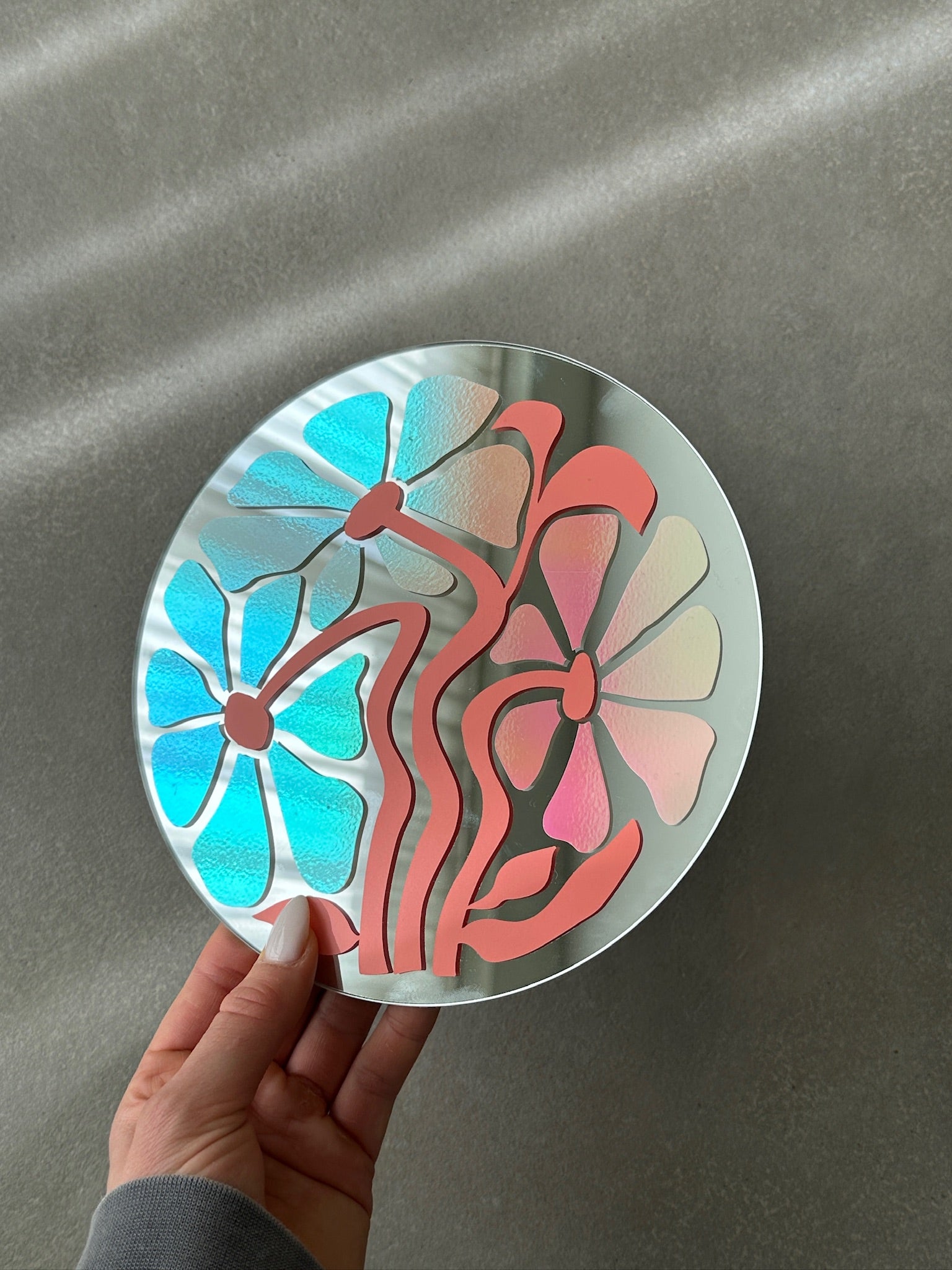 Flower mirror peach
