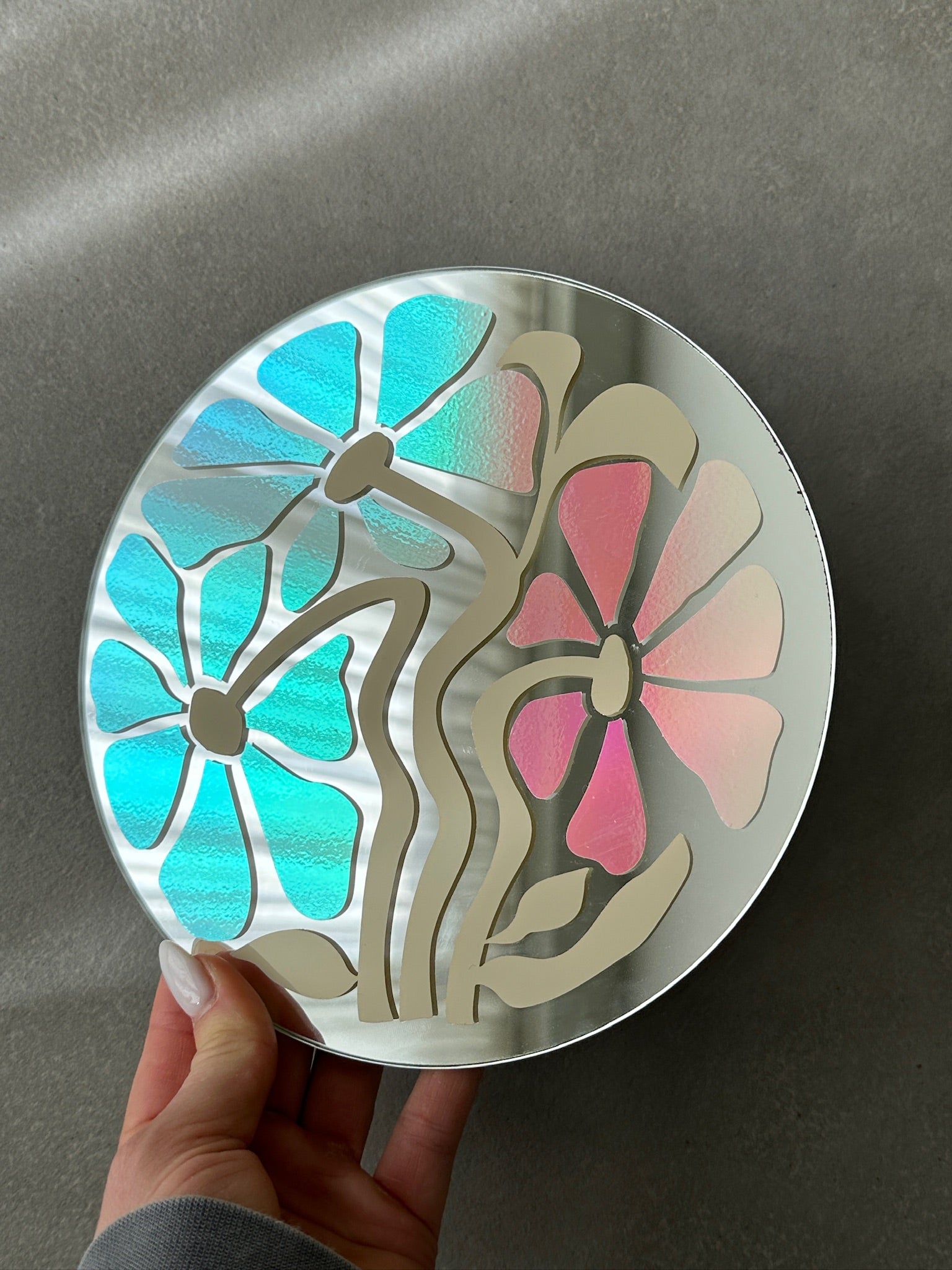 Flower mirror sand