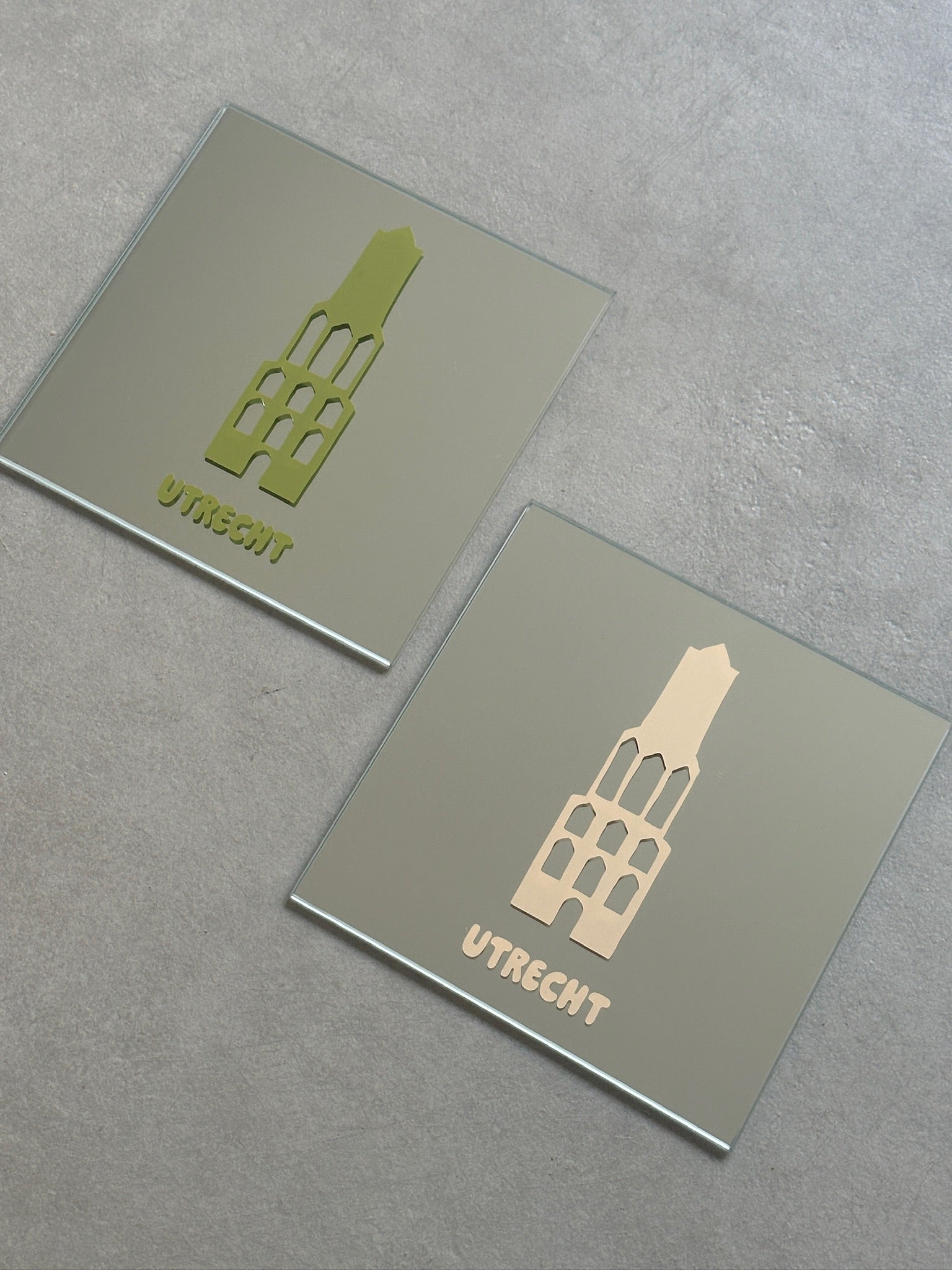 Utrecht mirror beige