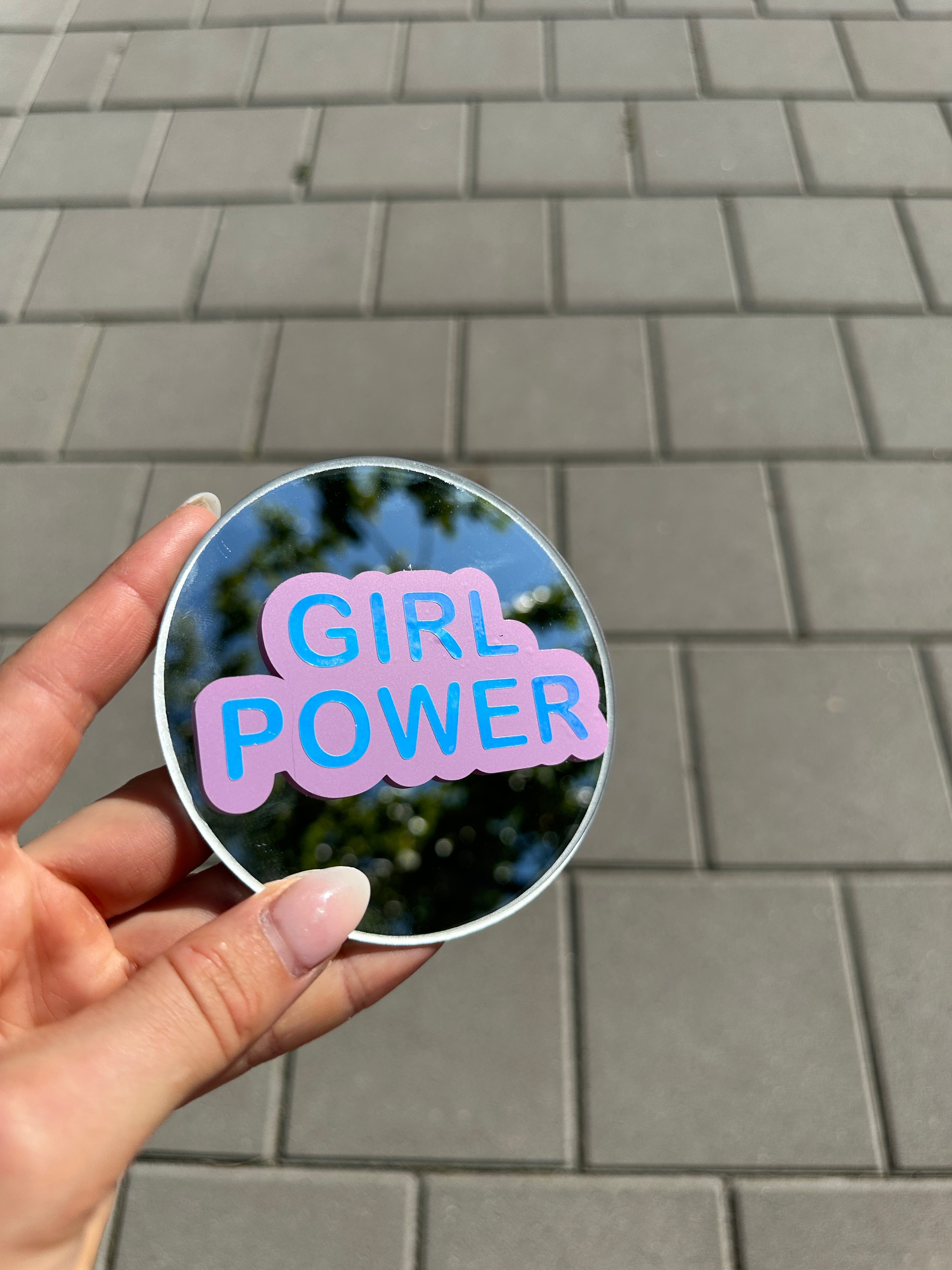 Girlpower lila mirror