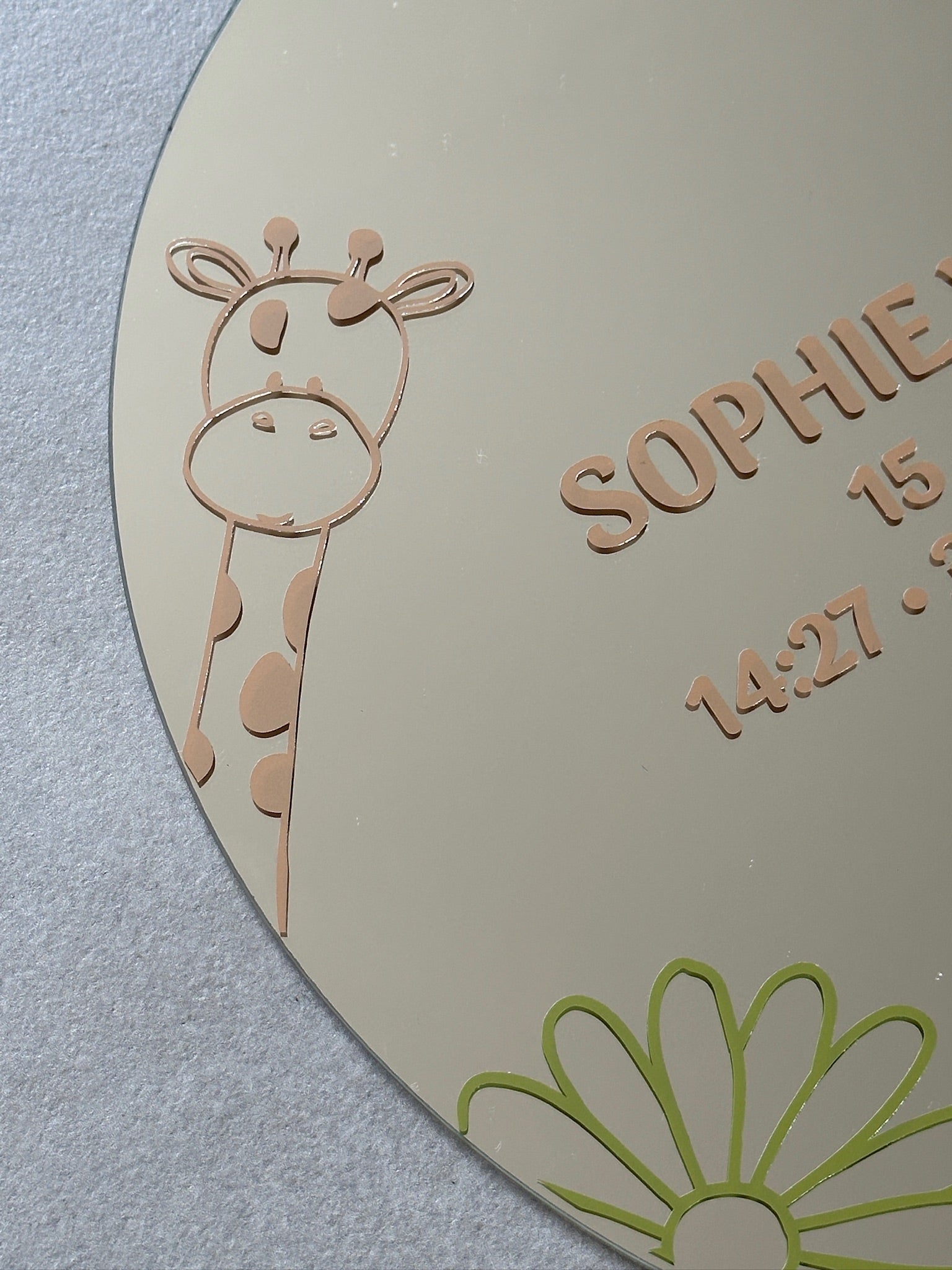 Geboortespiegel met naam: een uniek en persoonlijk kraamcadeau