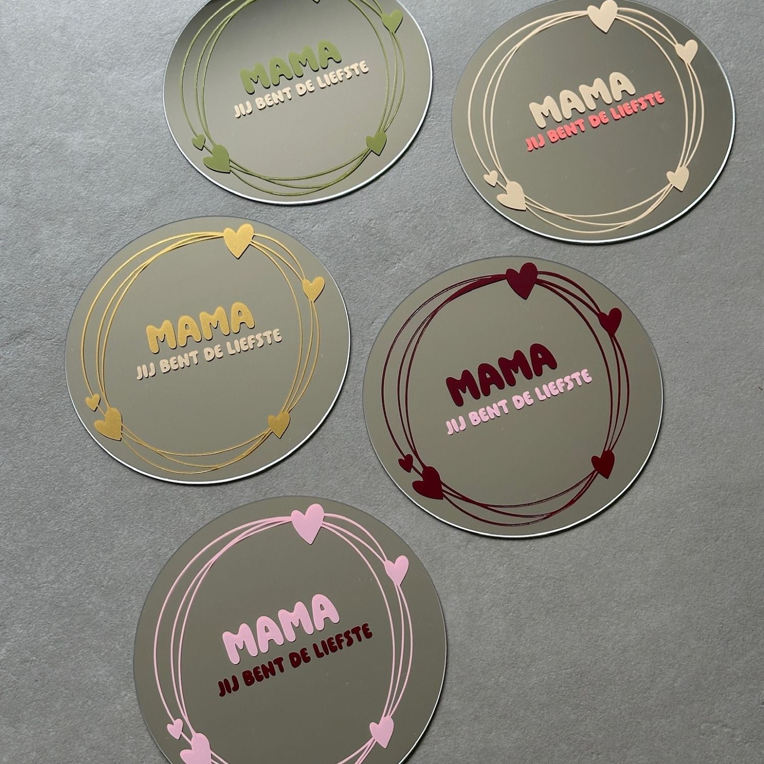 Uniek Moederdag Cadeau: Persoonlijke Spiegel voor de Liefste Mama