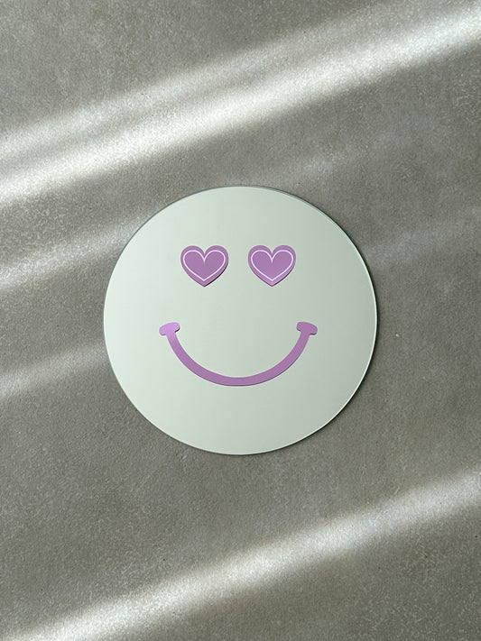 Smiley heart mirror lila