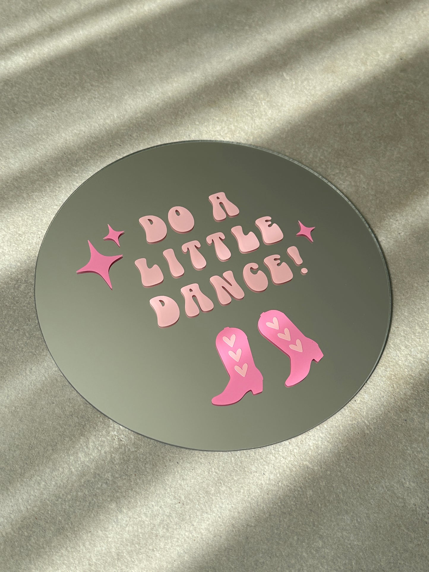 Do a little dance babypink pink