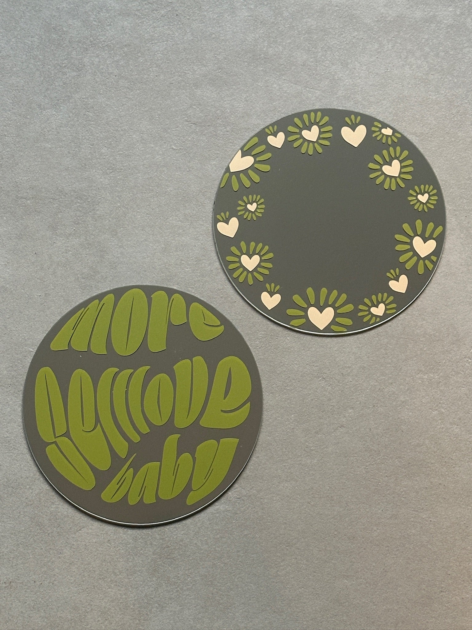 Sunheart mirror olive green sand