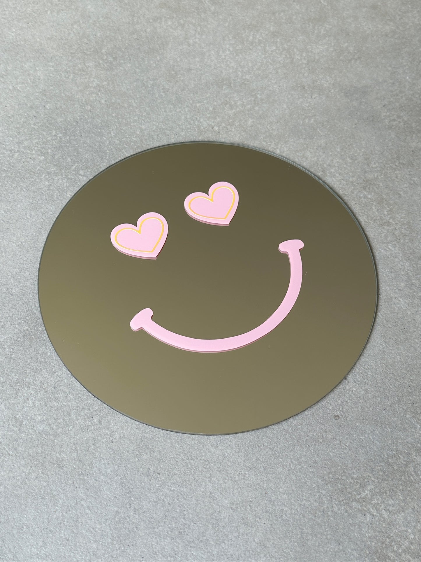 Heart eyes smiley mirror babypink