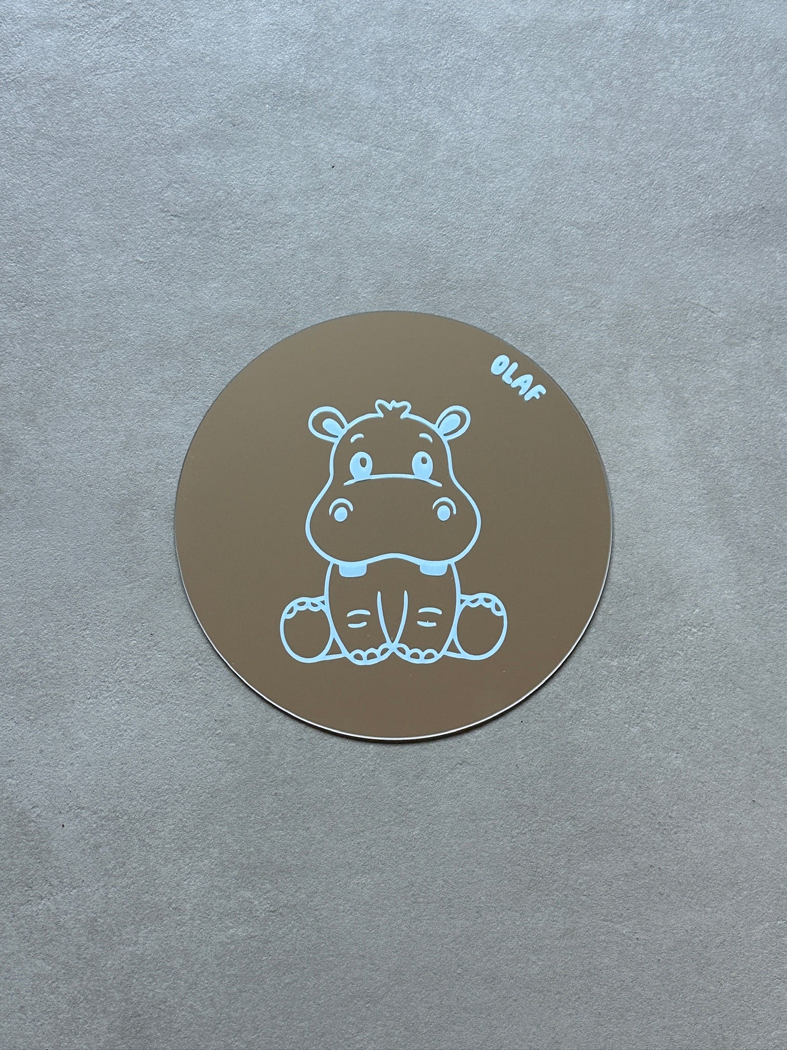 Custom geboorte nijlpaard spiegel met naam in de kleur blauw 