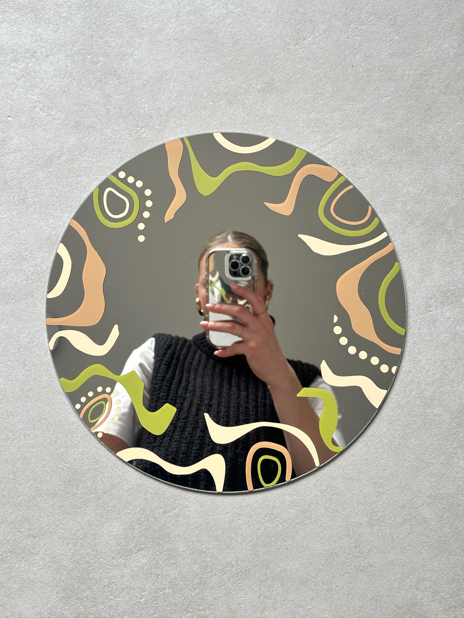 Crazy wave spiegel olive green sand