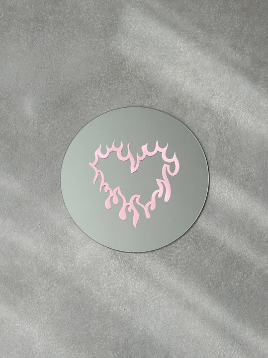 Heartfire round mirror baby pink